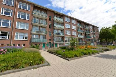 Woning Robert Scottstraat 4- 2 Amsterdam