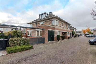 Woning Madelon Lulofsstraat 28 Spijkenisse