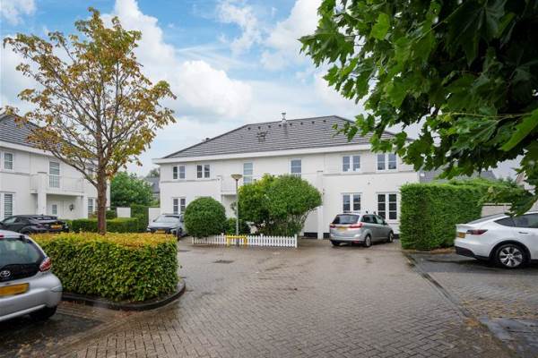 Woning Han G. Hoekstrahof 6 Almere