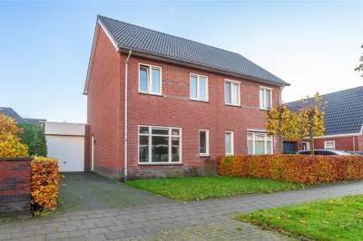 Woning Tuorrebout 36 Burgum
