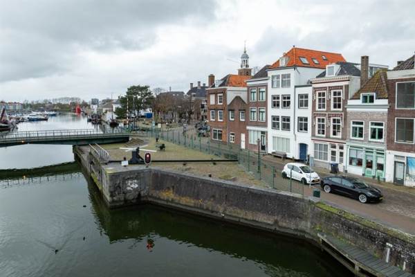Woning Oostkade 56 Hellevoetsluis