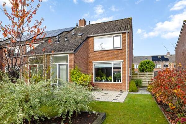 Woning Sixmastins 7 Stiens