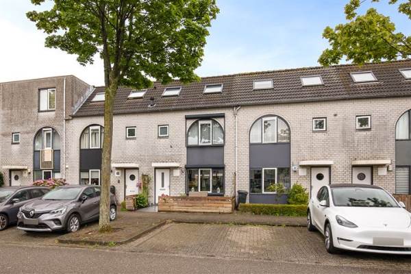 Woning Anne Franklaan 43 Hoofddorp