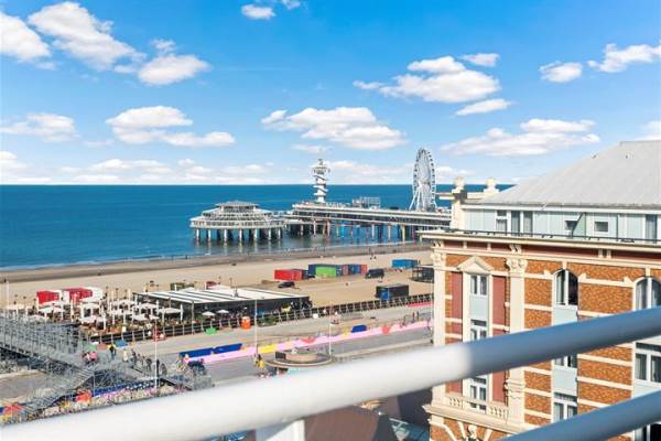 Woning Gevers Deynootplein 219 Den Haag