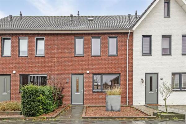 Woning Van Lunterenstraat 37 Almelo