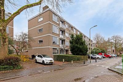 Woning Burgemeester Crezéestraat 109 Ridderkerk
