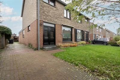 Woning Pastoor Tijssenstraat 1 Susteren