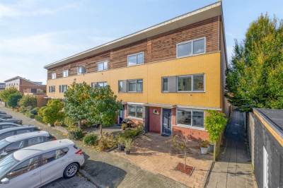 Woning Sandestein 1 Nieuw-Vennep