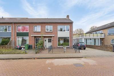 Woning Populierenstraat 27 Roelofarendsveen