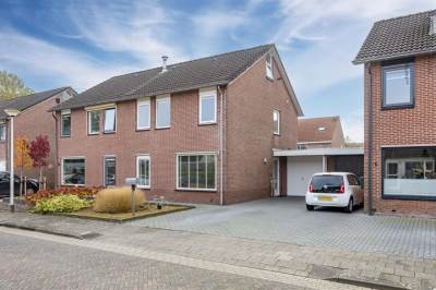 Woning Weegbree 13 Bedum
