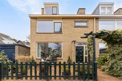 Woning Justus van Effenstraat 64 Alkmaar