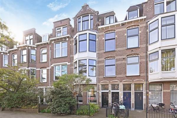 Woning Laan van Nieuw-Oost-Indië 241 Den Haag