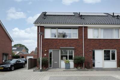 Woning A M de Jongstraat 60 Zegge