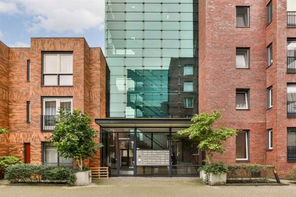Woning Johan Hofmanstraat 142 Amsterdam