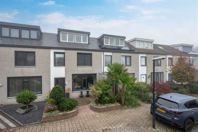 Woning Carry van Bruggenstraat 27 Apeldoorn