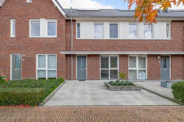Woning Dominicus van Ophovenstraat 94 Veghel