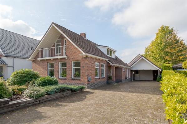Woning Dorpsstraat 15 Nieuw-Roden