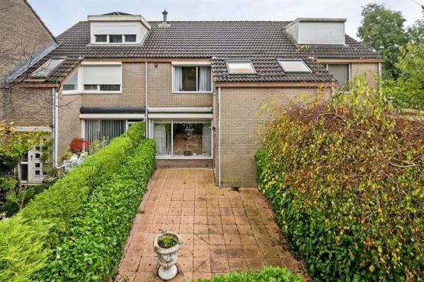 Woning Grasgors 43 Mijnsheerenland