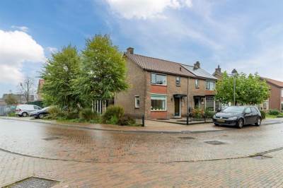 Woning Van Rootselaarstraat 2 Nijkerkerveen