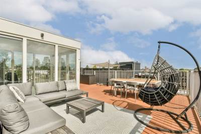 Woning Tweede Helmersstraat 79- 3 Amsterdam