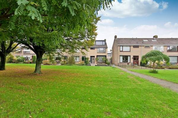 Woning Jacob van Ruysdaelstraat 14 Nederhorst den Berg