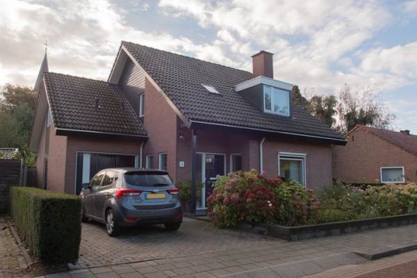 Woning Julianastraat 1 Wehl