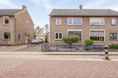 Woning Nassaulaan 34 Puttershoek