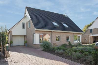 Woning Landschrijverlaan 17 Rolde