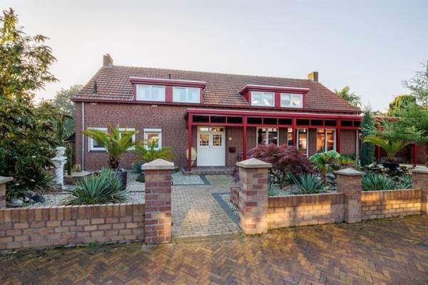 Woning Schenck van Nijdeggenstraat 2 Afferden (LI)