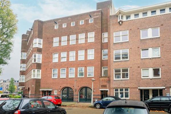 Woning Van Rensselaerstraat 9- 1 Amsterdam