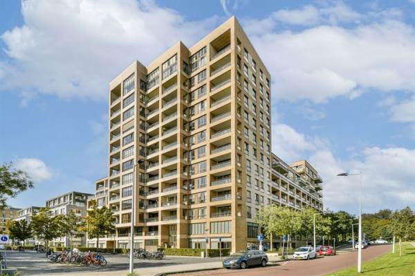 Woning Titus van Rijnstraat 142 Amsterdam
