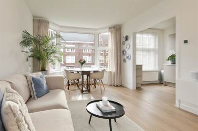 Woning Bloys van Treslongstraat 32- 1 Amsterdam
