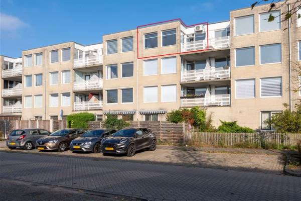 Woning J.T.P. Bijhouwerhof 33 Almere