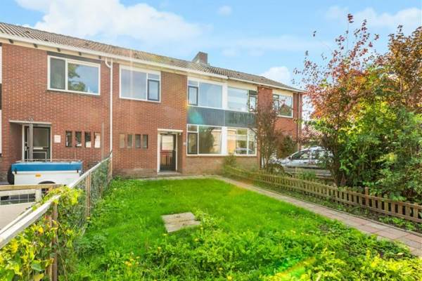 Woning Essenlaan 12 Abbekerk