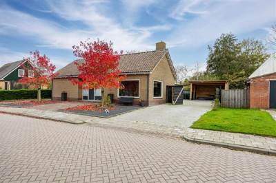 Woning Geert Veenhuizenstraat 4 St.-Jacobiparochie