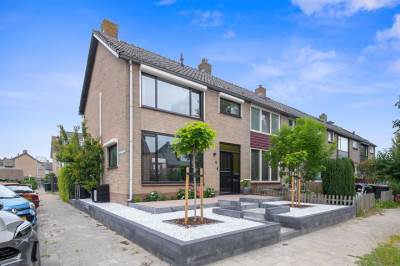 Woning Mr J R Thorbeckestraat 10 Zuidland