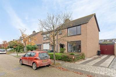 Woning Maria van Vlaanderenstraat 6 Tholen