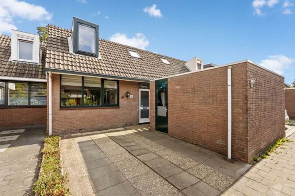 Woning Dolomietdijk 25 Roosendaal