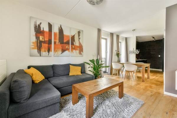 Woning Leeuwendalersweg 745 Amsterdam
