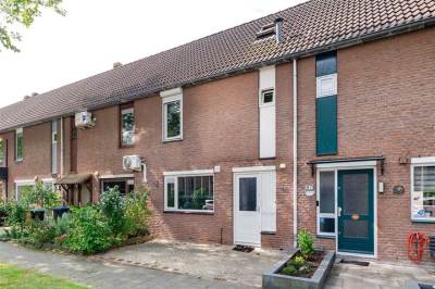 Woning Ouverturelaan 85 Spijkenisse