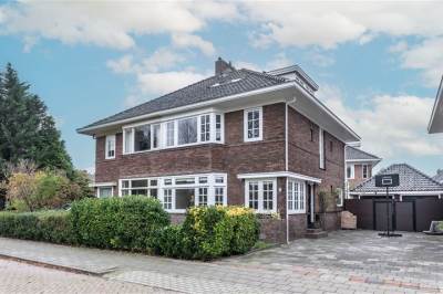 Woning Burg Simonsstraat 4 Halfweg