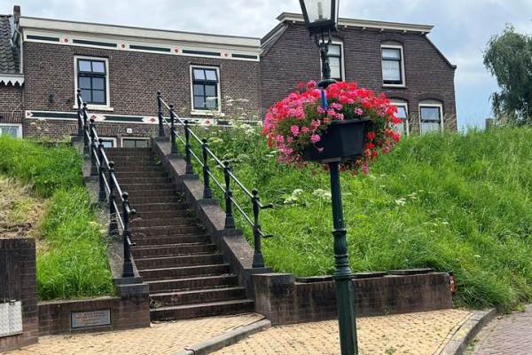 Woning Lekdijk oost 11 Jaarsveld