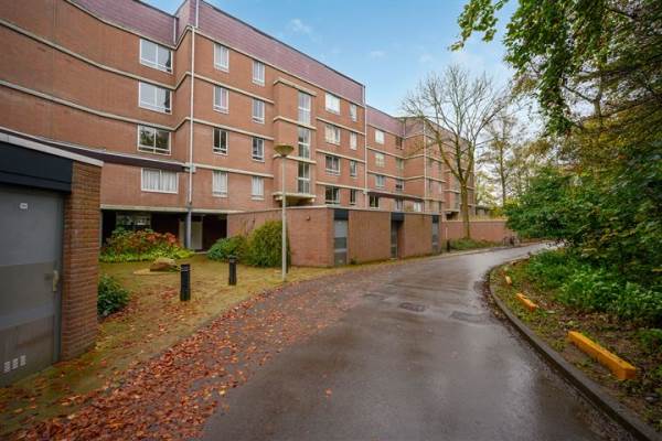 Woning Leusdenhof 158 Amsterdam