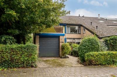 Woning Karveel 2054 Lelystad