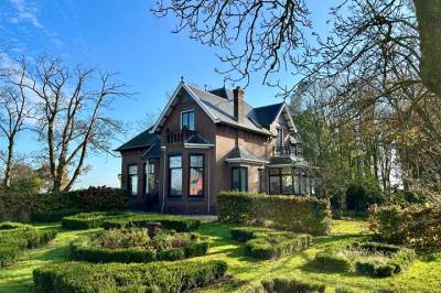 Woning Oosteinde 106 St.-Jacobiparochie