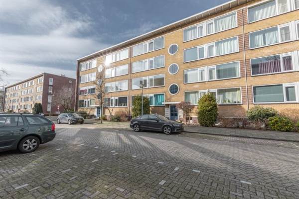 Woning Henriëtte Roland Holsthof 67 Weesp