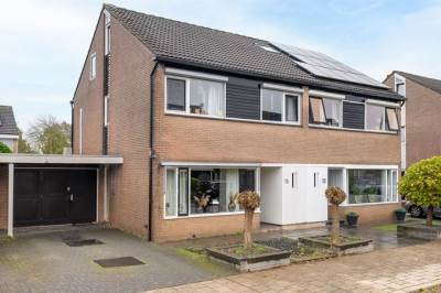 Woning Borg Ewsum 70 Almelo