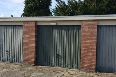 Garage Dr. Lovinkstraat 47 Enschede