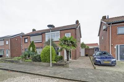 Woning Europastraat 27 Dinteloord
