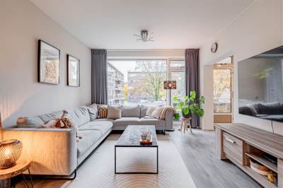 Woning Julianaplantsoen 155 Diemen